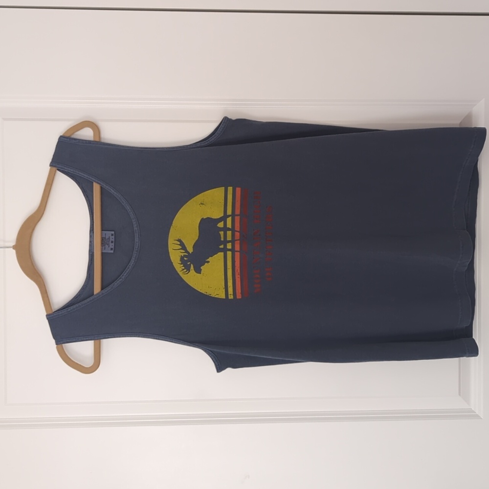 Mountain High Outfitters Moose Sunset Retro Vintage Look Tank Blue Medium